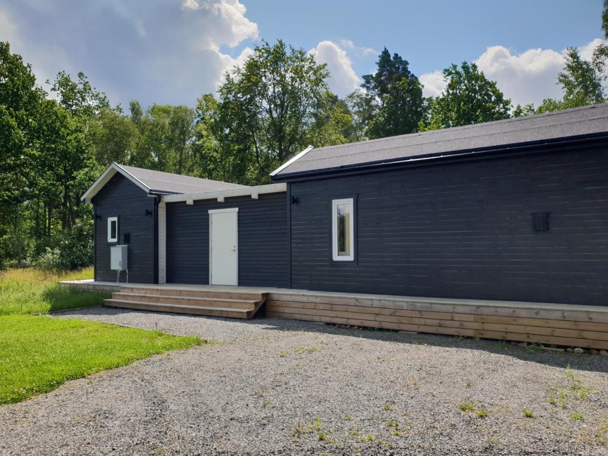 Cabin In The Forest With Spa Bath Västra Torup エクステリア 写真